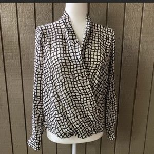 COPY - Pleione Black & Beige Plaid Print Wrap Long Sleeve Top Blaise Size XS